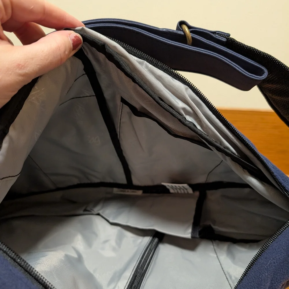 L.L.Bean AmeriBag Healthy Back Bag Fleece Sling Backpack Blue